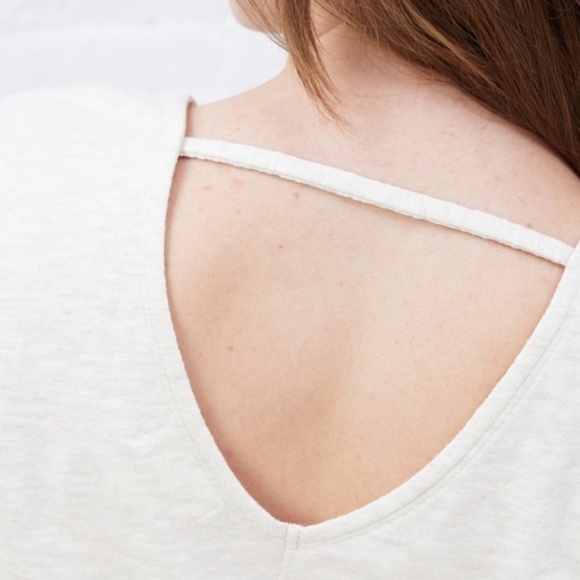 Upwest Women's Open back Wrap Tee V-Neck Top in Heather Oatmeal size Large NWT - Picture 10 of 11